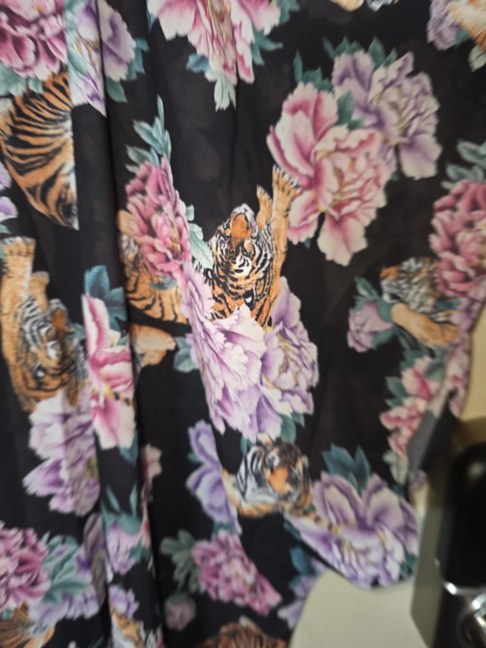 Torrid Tiger & Floral High-Low Kimono Cover Up Size 3/4 NWT Boho Festival
